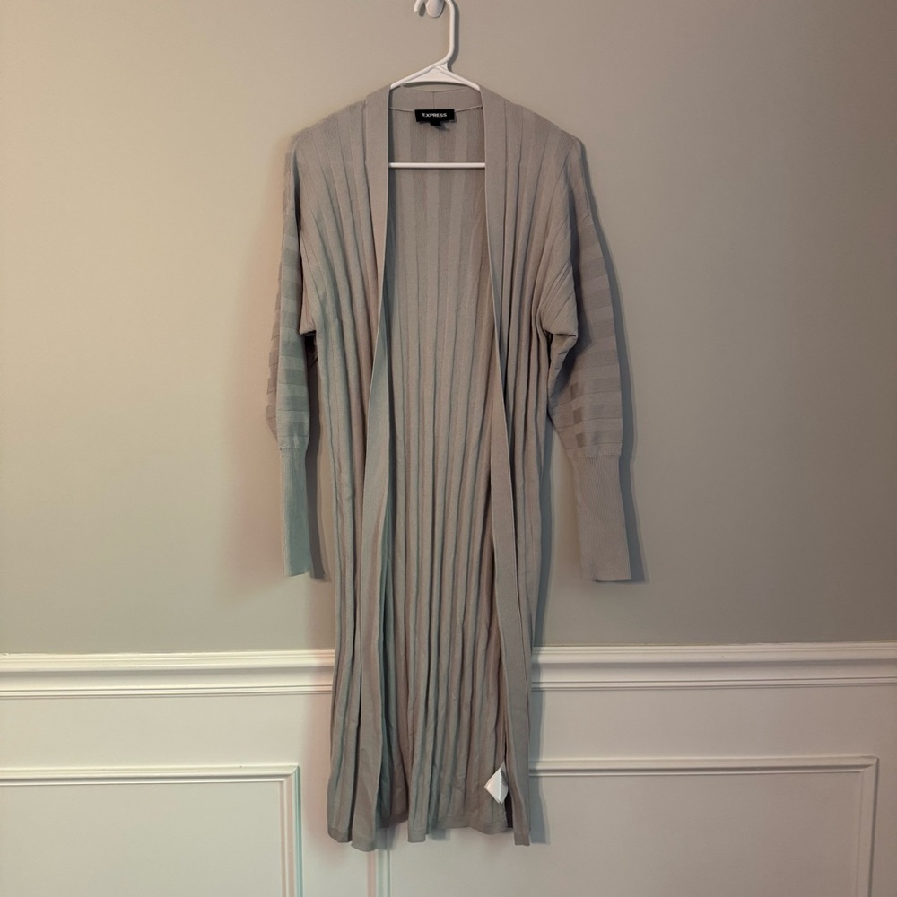 Express Y2K‎ Light Gray Ribbed Cardigan (A1-17)